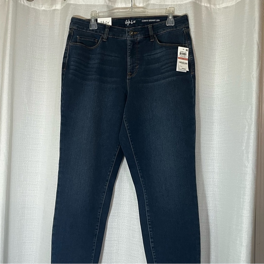 Style & Co | Mid-Rise Curvy Skinny Leg Tummy Control Jeans